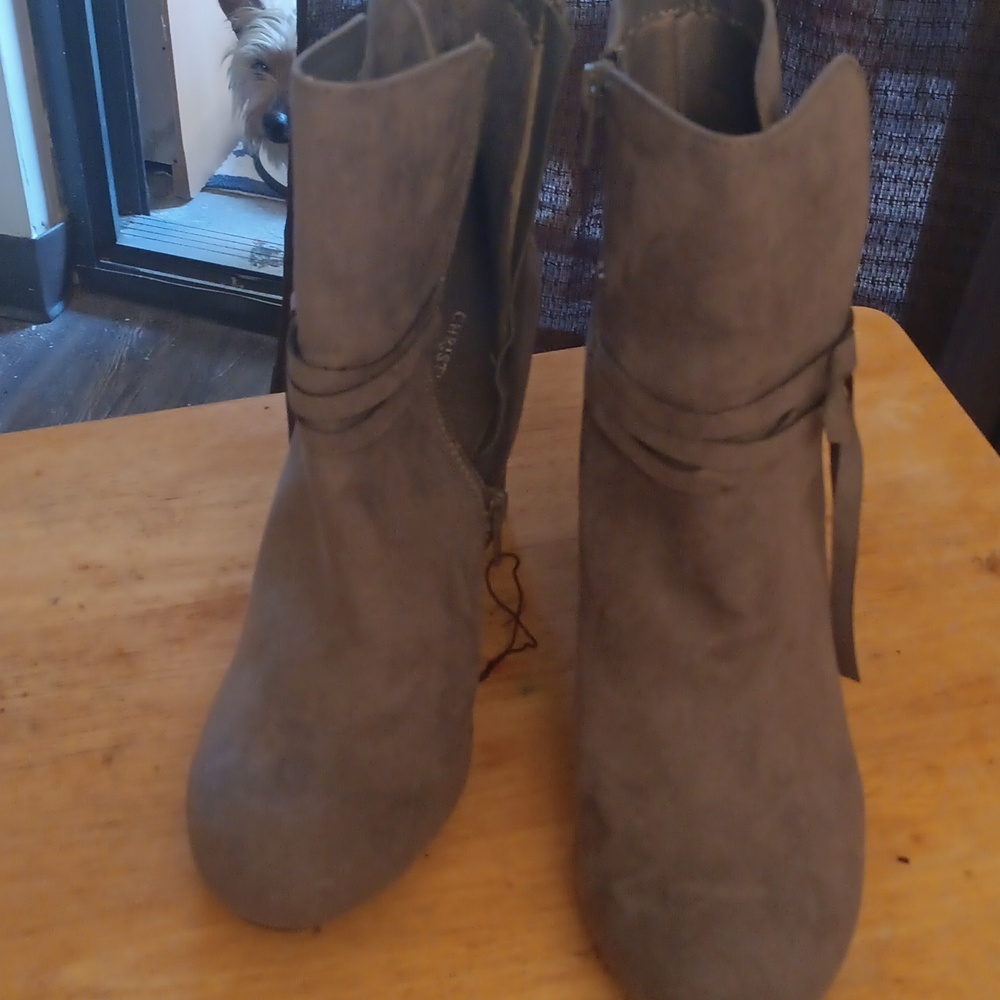 Gray boots